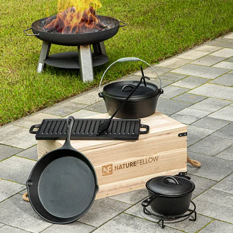 Hi Dutch Oven set - 9 Delige Gietijzeren set - Met opbergkist (2de Kans Deal)