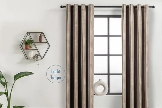 Lifa Living - Fluwelen Gordijn - Licht Taupe - Gordijnen met 8 Ophangringen - 150 x 250 cm