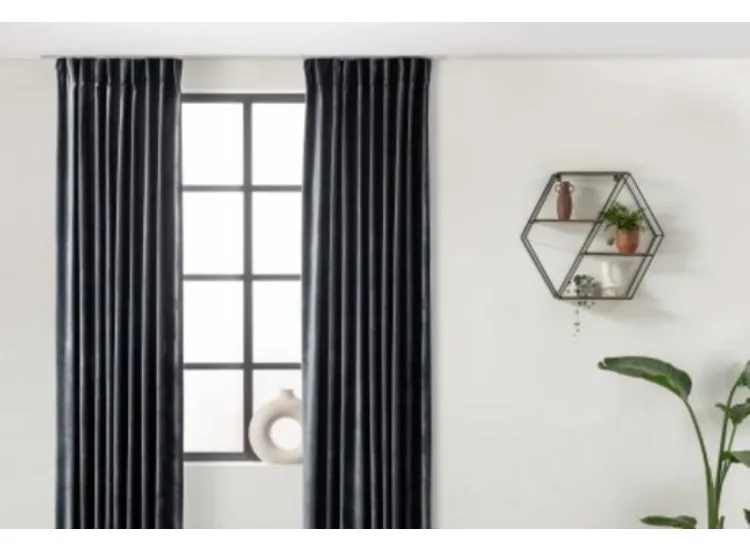 Lifa Living Velvet Gordijn Verduisterend met Haken - Donkergrijs - 150 x 250 cm