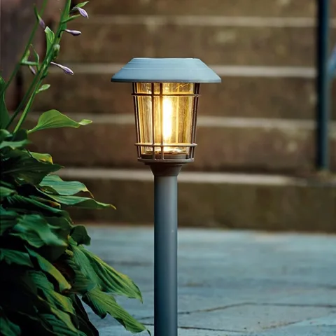 Solar priklamp avenue met warm wit licht