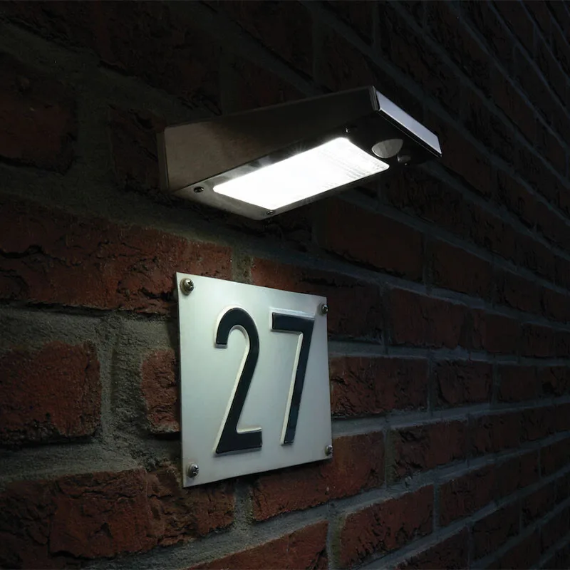 The White Series RVS Wandlamp op Zonne-energie